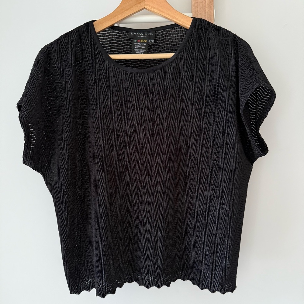 Vintage Crinkle Women's Top